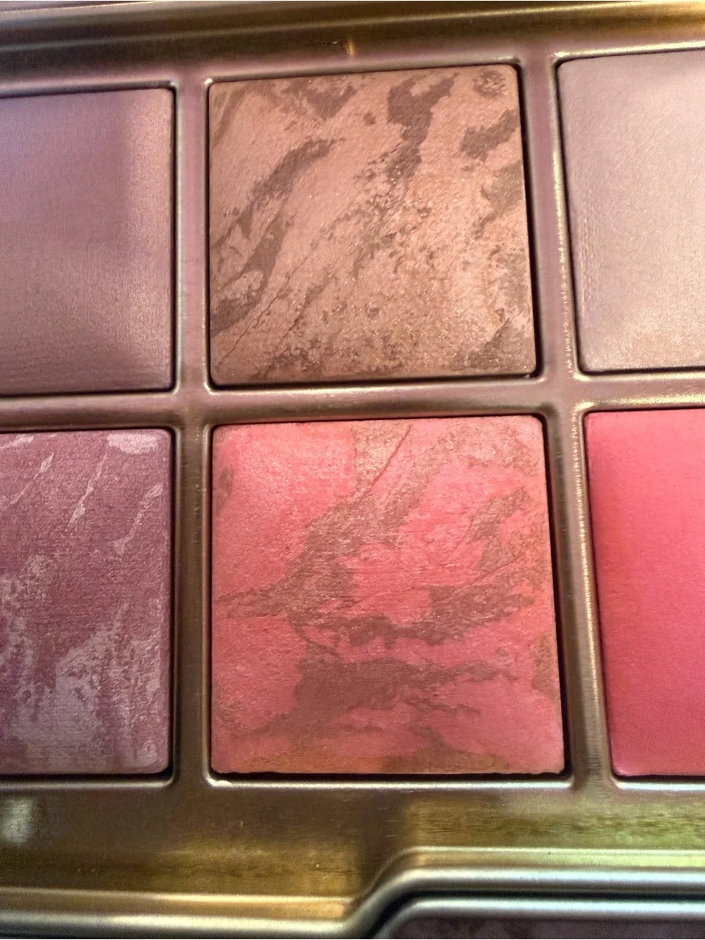 Hourglass Cosmetics Ambient Lighting Volume I charms palette Store exclusive